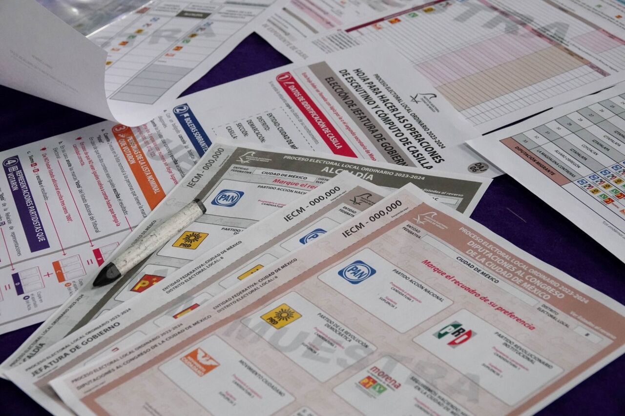 mexicanos en el exterior inician voto postal; lo presumen en redes sociales