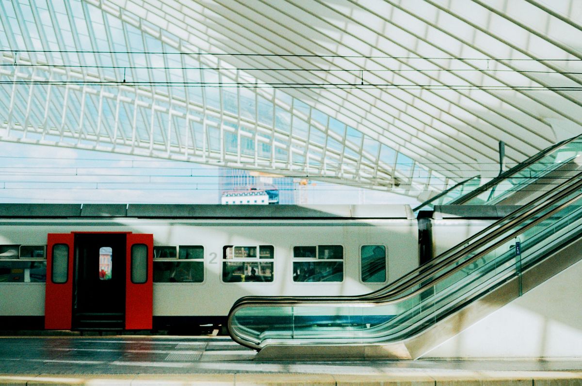 questo nuovo treno collega quattro capitali europee, da bruxelles a praga
