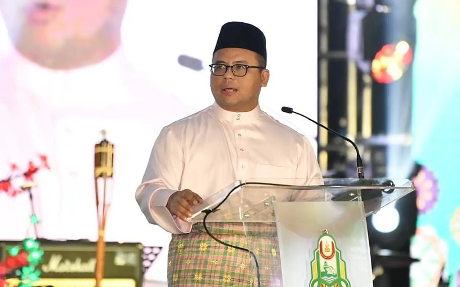 selangor mb defends state-level aidilfitri open house in kkb