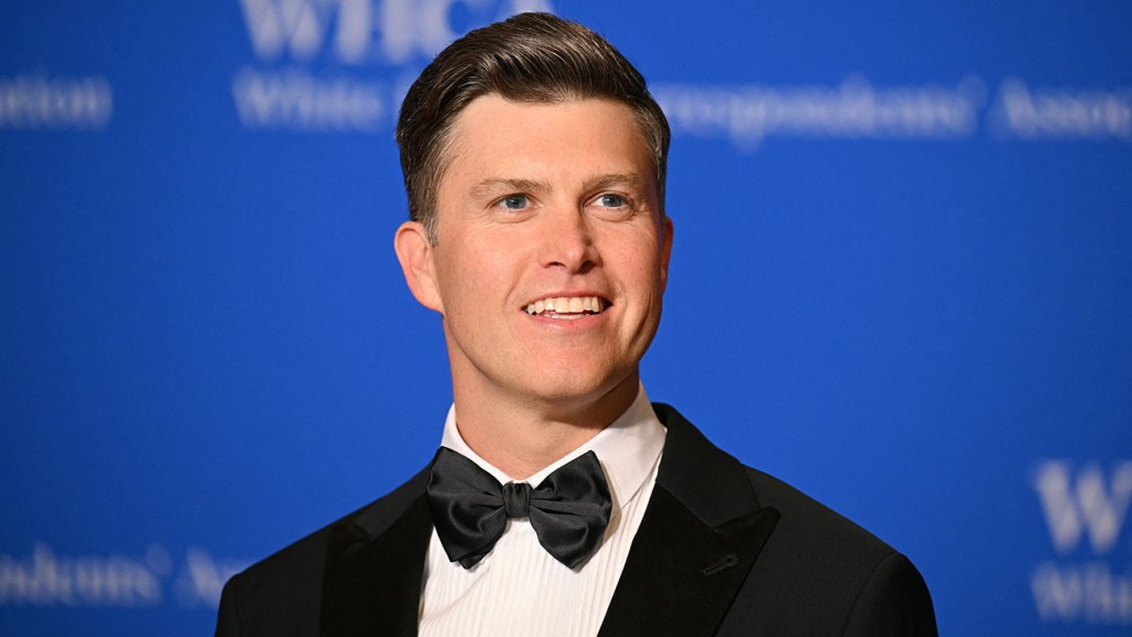 colin jost roasts biden, the press and gets sentimental at white house correspondents dinner