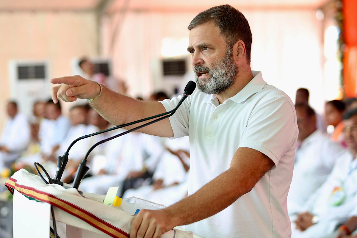 modi wants to sell 'jal, jungle, zameen' of tribals to industrialists: rahul