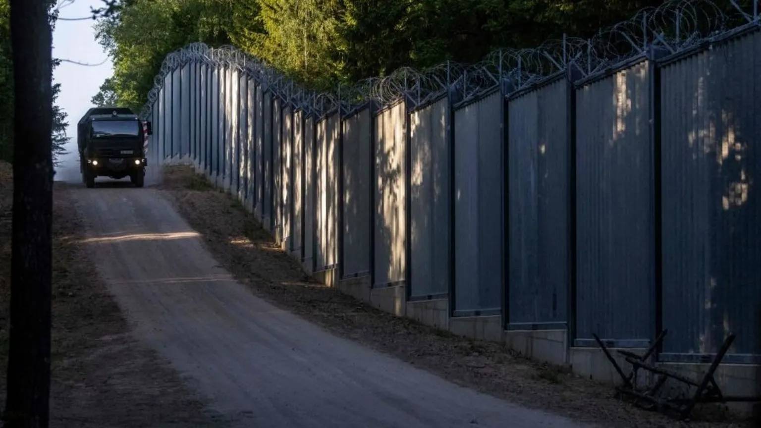 polonya sınırında bir kadın doğum yaptı, yetkililer kadının sınırdan geri çevrildiği iddialarını yalanladı
