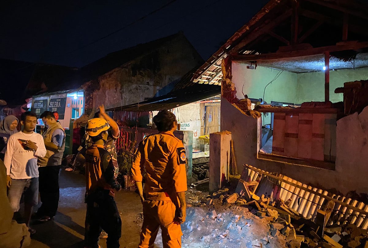 gempa garut, sejumlah warga luka-luka, bangunan rusak
