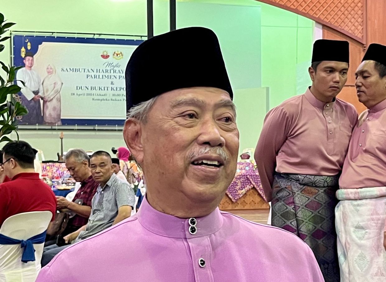 kkb polls: rival has run out of issues, says muhyiddin on academic credentials query