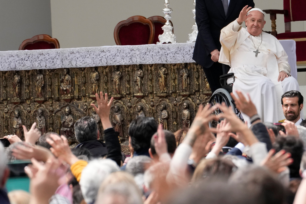 efter hälsoproblemen: påven besöker venedig