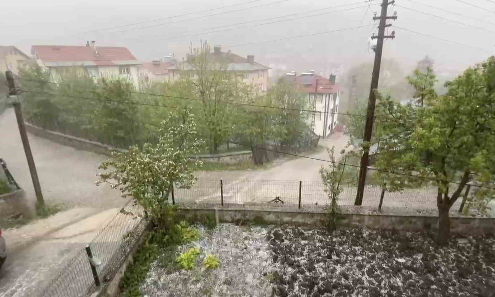 kastamonu’da dolu ve sağanak yağış