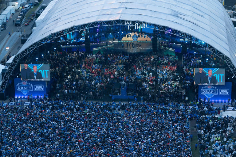 Detroit Sets New Nfl Draft Attendance Record