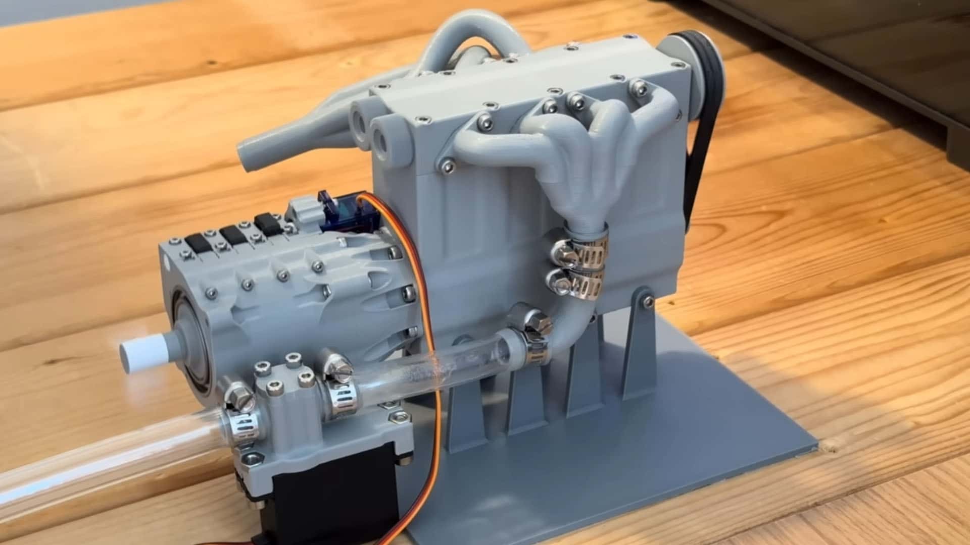 this 3d-printed transmission is an impressive piece of miniature engineering