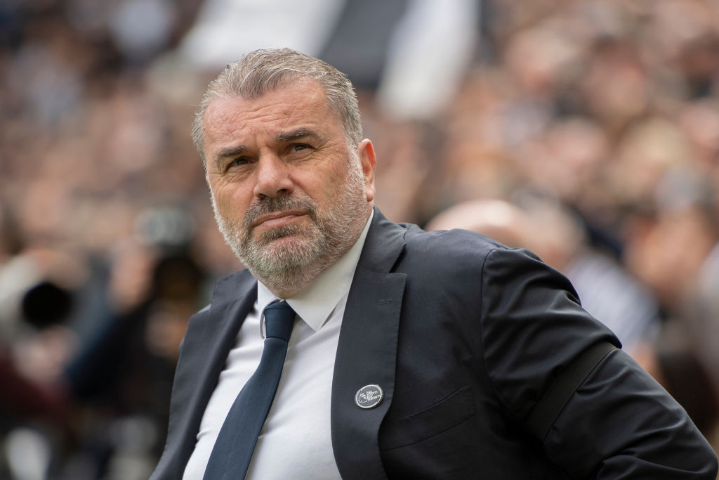 ange postecoglou fumes with tottenham players after arsenal defeat