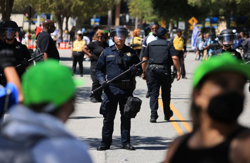 Pro-palestinian, Pro-israel Protesters Clash On Ucla Campus