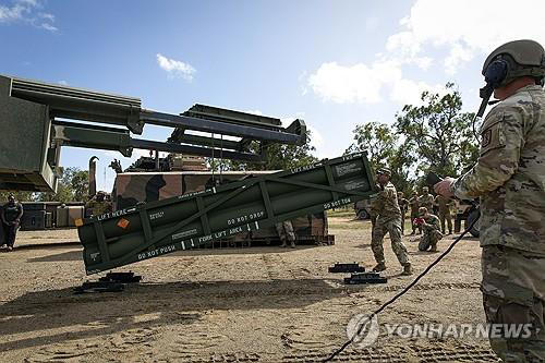 This undated file photo, provided by the U.S. Army via the Associated Press, shows Army Tactical Missile System (ATACMS) missiles. (PHOTO NOT FOR SALE) (Yonhap)