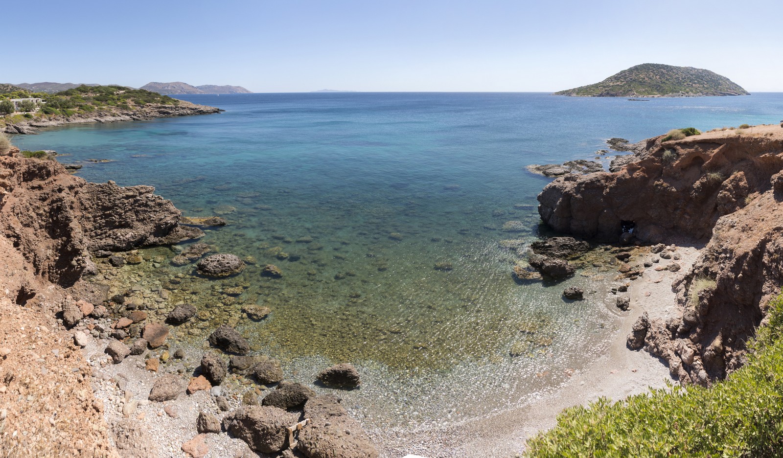 οι πρώτες βουτιές στις παραλίες της αθηναϊκής ριβιέρας