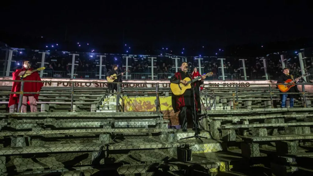 los bunkers en el estadio nacional: celebración a la música chilena en dos noches históricas para la legendaria banda de rock nacional