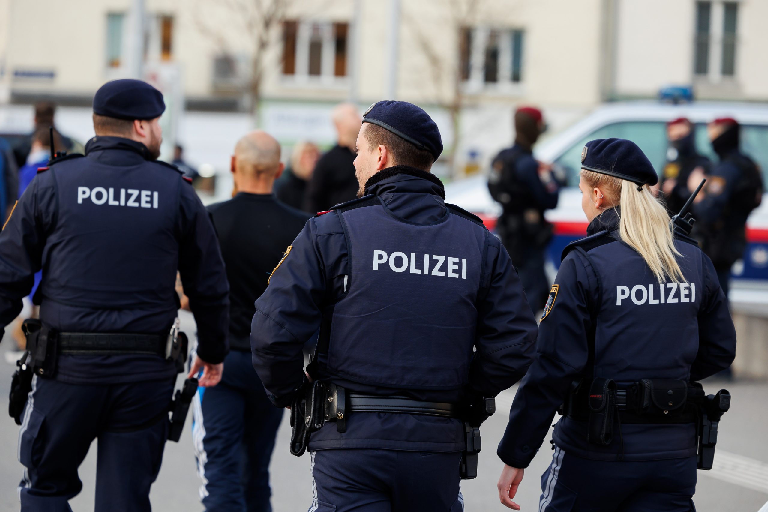 so viele polizisten sind in österreich im einsatz