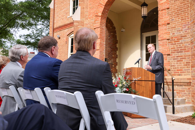 Former U.S. Sen. Richard Shelby speaks April 25 at the ribbon cutting for the Shelby Institute for Policy and Leadership outside Tuomey Hall at the University of Alabama.