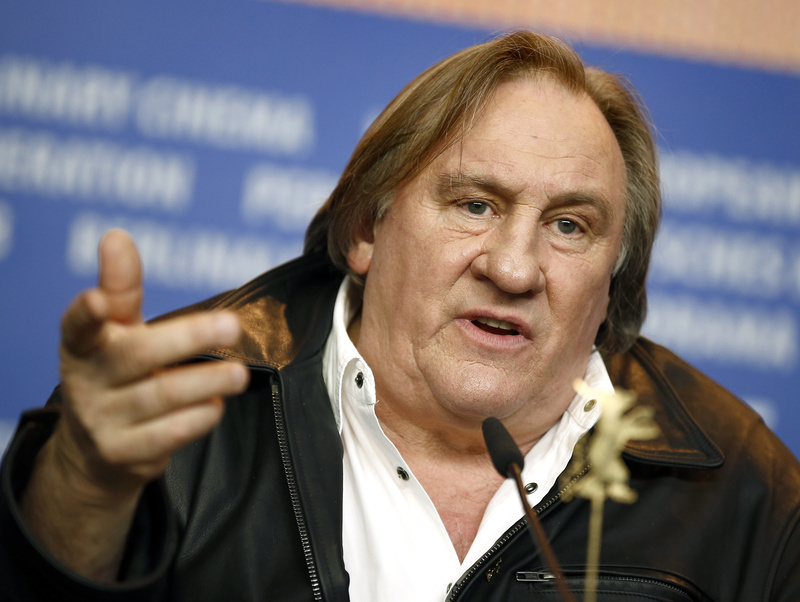 depardieu byl ve vazbě kvůli obviněním ze sexuálního napadení