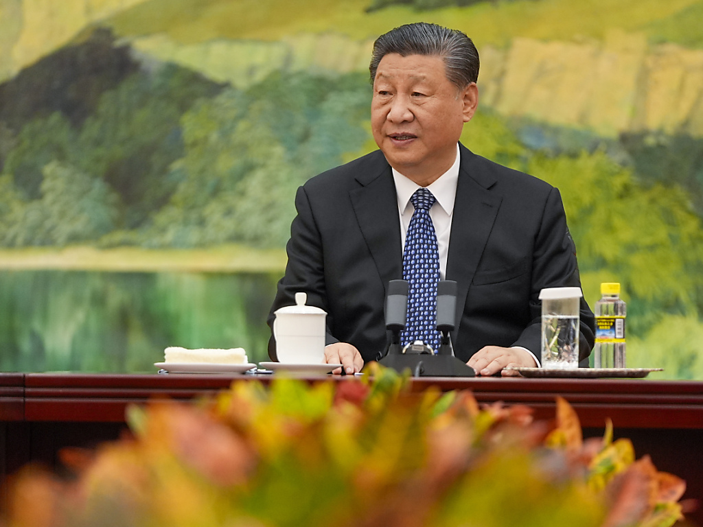 chinas staatschef xi reist nach frankreich, serbien und ungarn