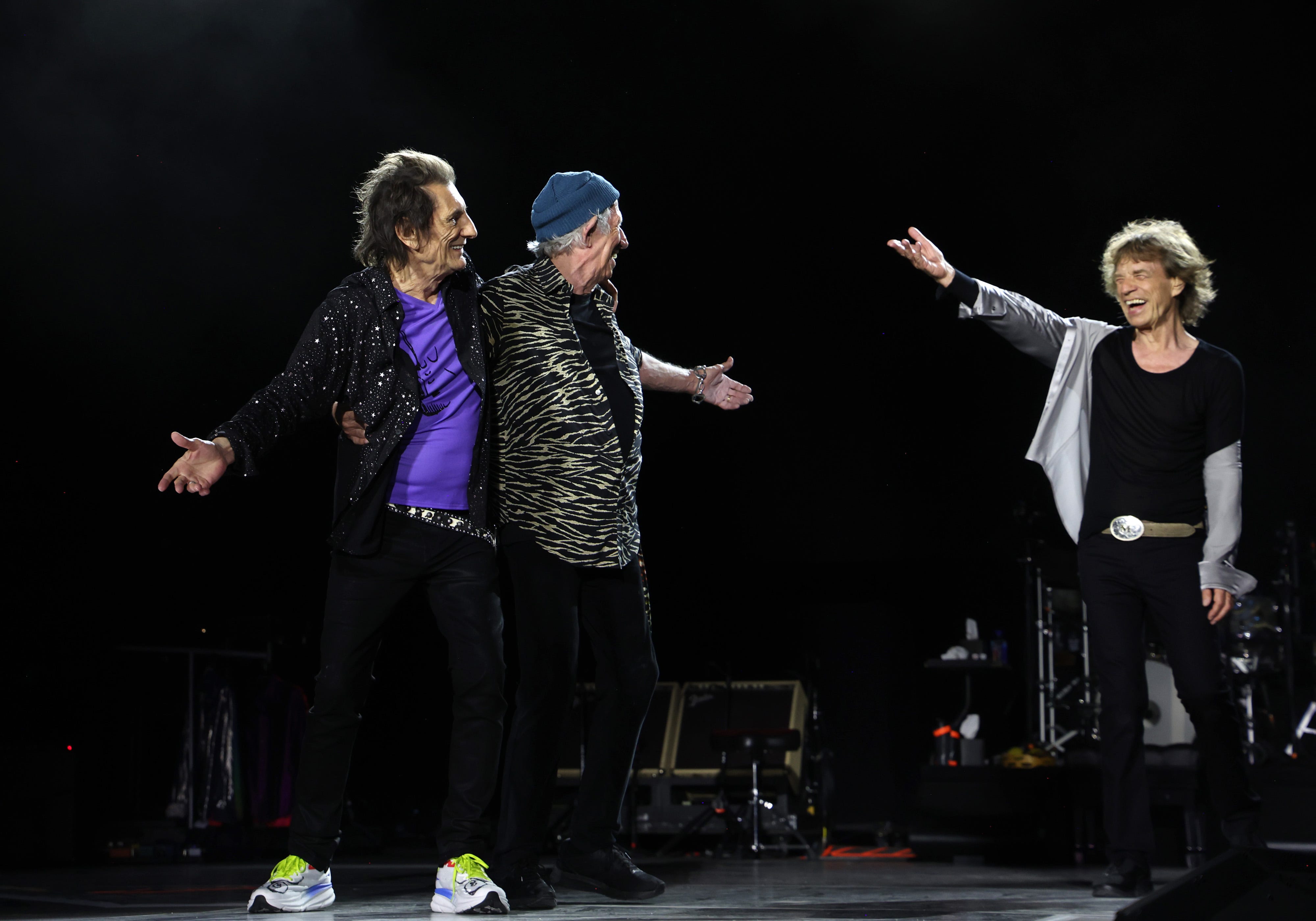 no one rocks like the rolling stones: mick jagger, band thrill on hackney diamonds tour