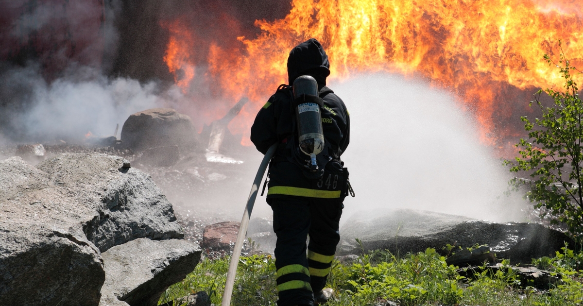 smhi utfärdar varning: hög risk för gräsbränder