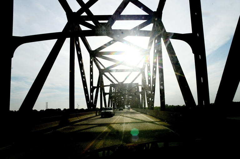 Louisiana DOTD updates Jimmie Davis Bridge project lane closures in ...