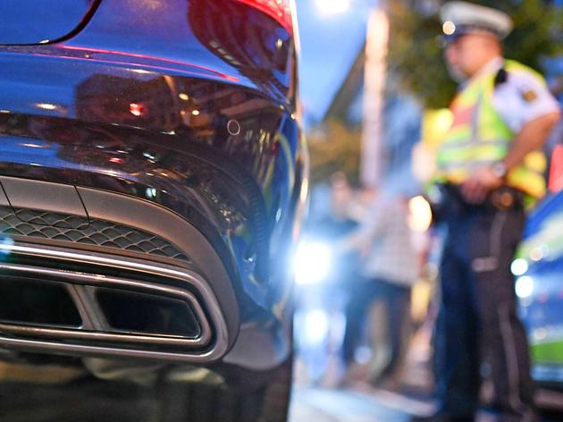 schlag gegen poser- und tuningszene in heilbronn – polizei beschlagnahmt autos