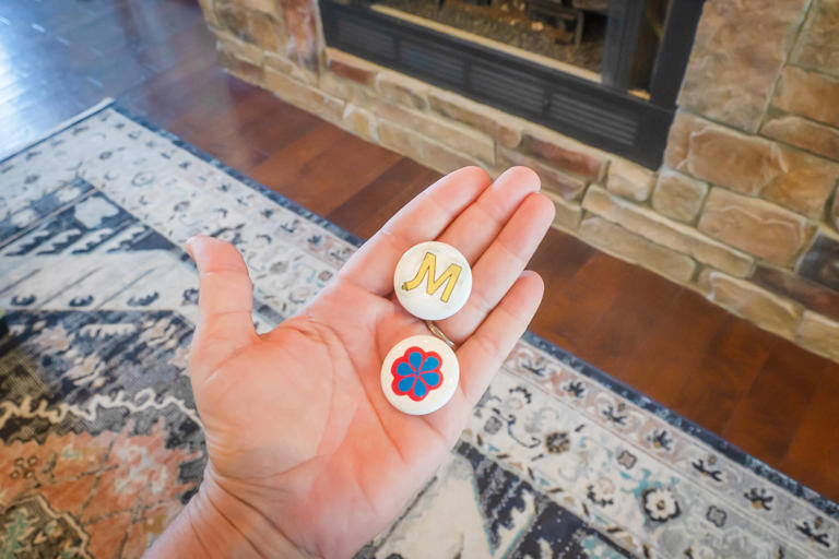 The Best Ways to Use Apple AirTags for Travel (Track Luggage & Kids)