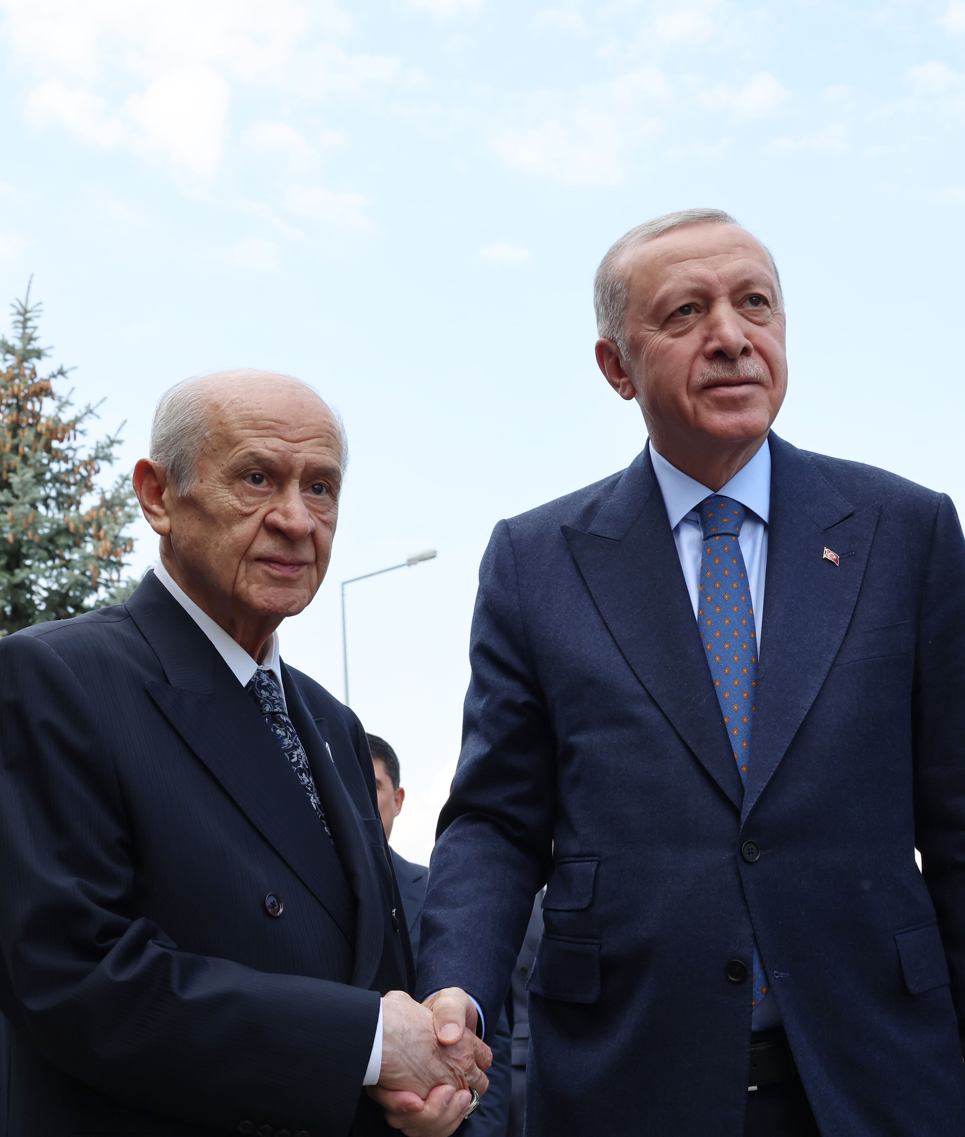 seçimden sonra ilk zirve: cumhurbaşkanı erdoğan ile bahçeli'nin görüşmesi başladı
