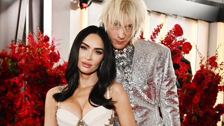 Megan Fox and Machine Gun Kelly Spotted Slow Dancing at Stagecoach Amid On-Off Romance