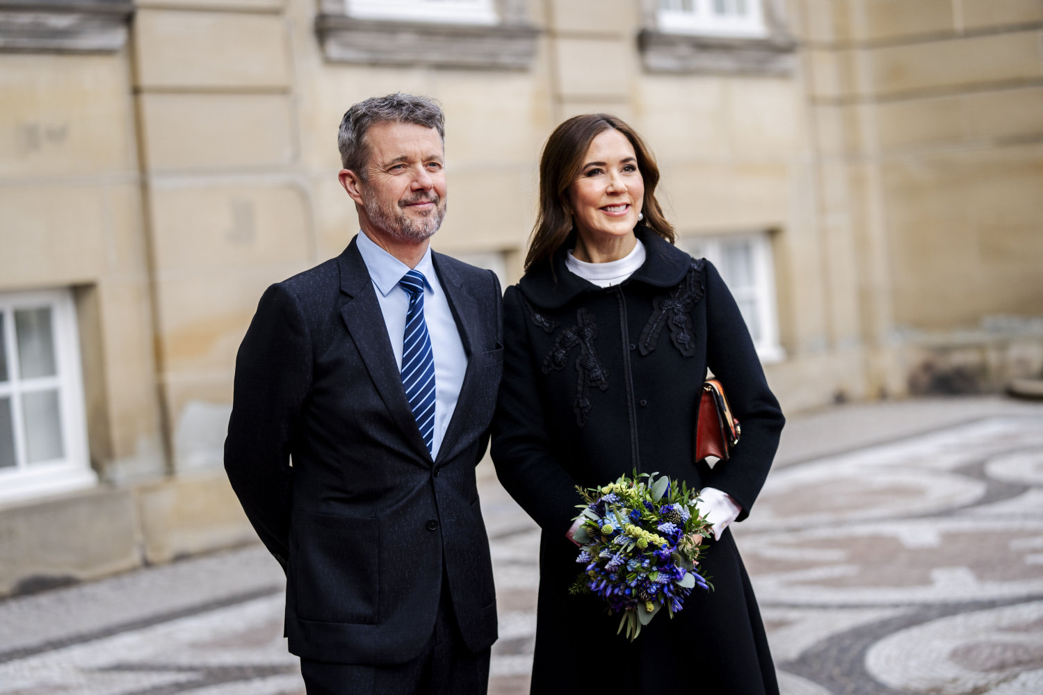 kongeparret skal mødes med svensk statsminister under statsbesøg