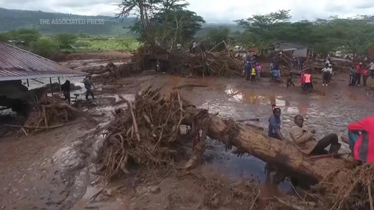 Kenya dam bursts following heavy rains killing at least 40 people in Kamuchiri village<br><br>