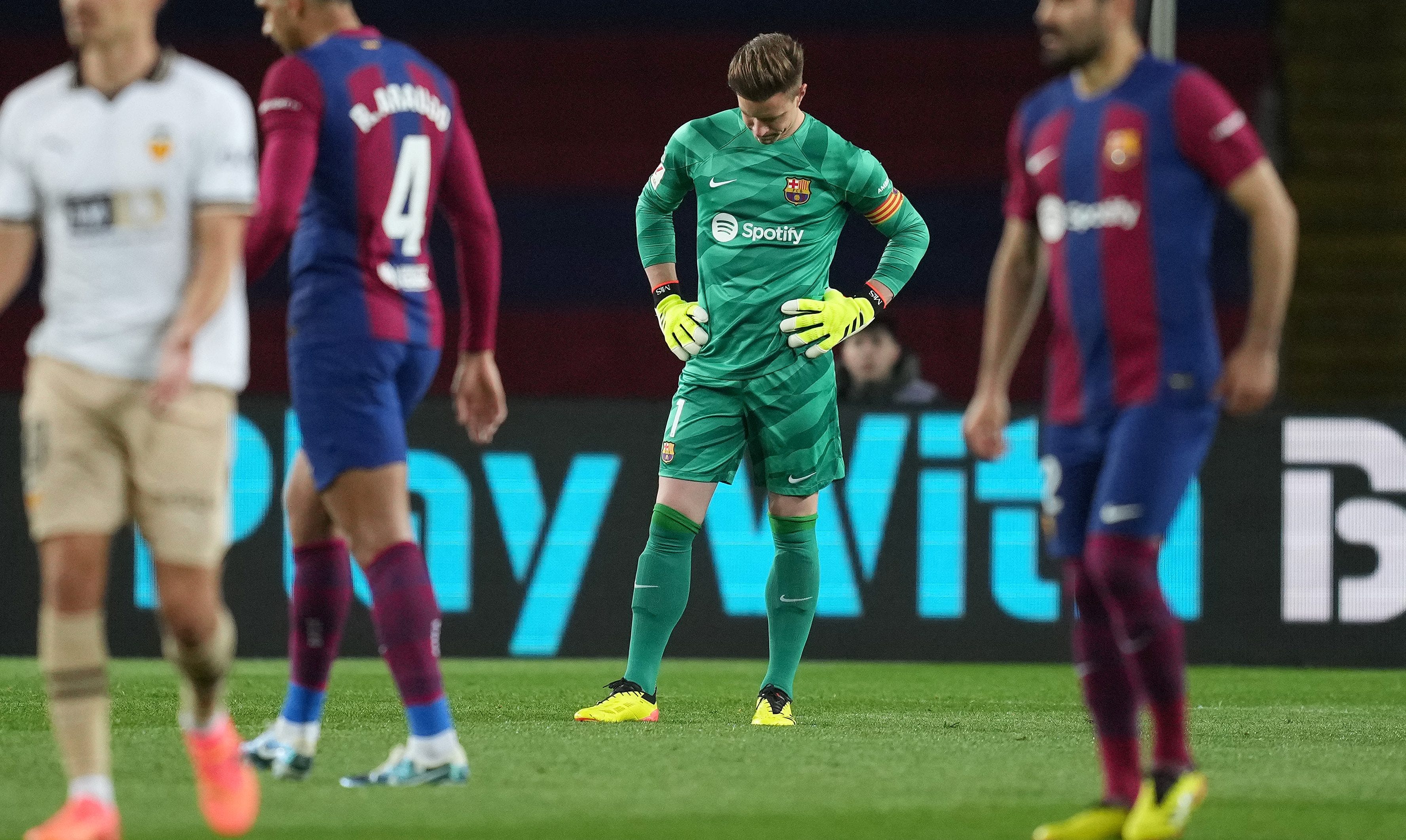 Barcelona Goalkeeper Ter Stegen Gifts Valencia Goal With Huge Error