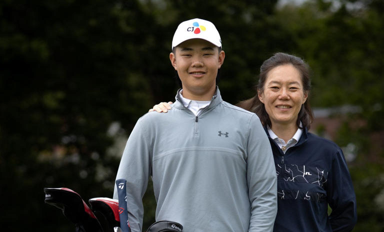 Kris Kim poses with his mom, Ji-Hyun Suh, who played on the LPGA in 1998 and 1999. (Courtesy Trinifold Sport)