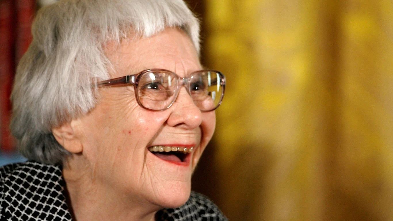 <p><strong>A:</strong> Harper Lee.</p>