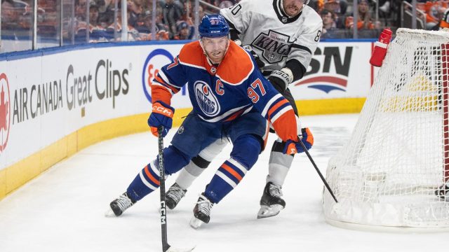 oilers getting separation from kings with skinner’s calm and squeaky wins