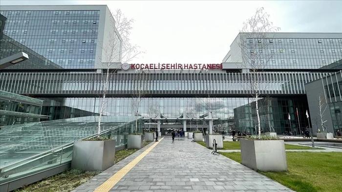 sağlık bakan fahrettin koca'dan kocaeli şehir hastanesi paylaşımı: 2 milyon hastaya hizmet sunuldu