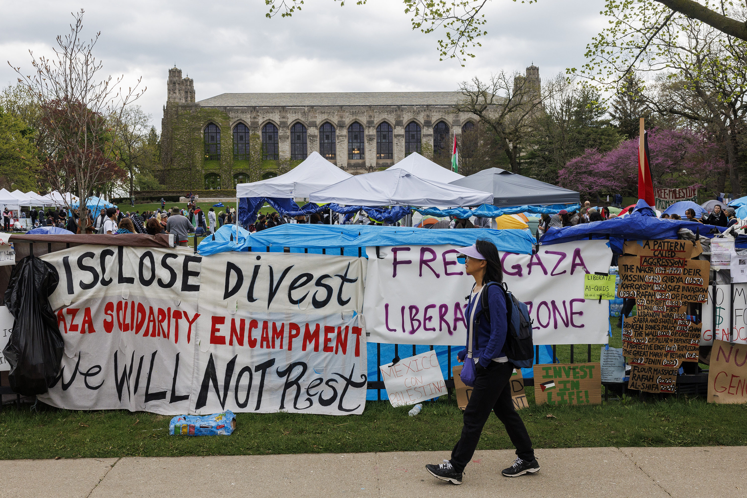 northwestern university reaches agreement with protesters