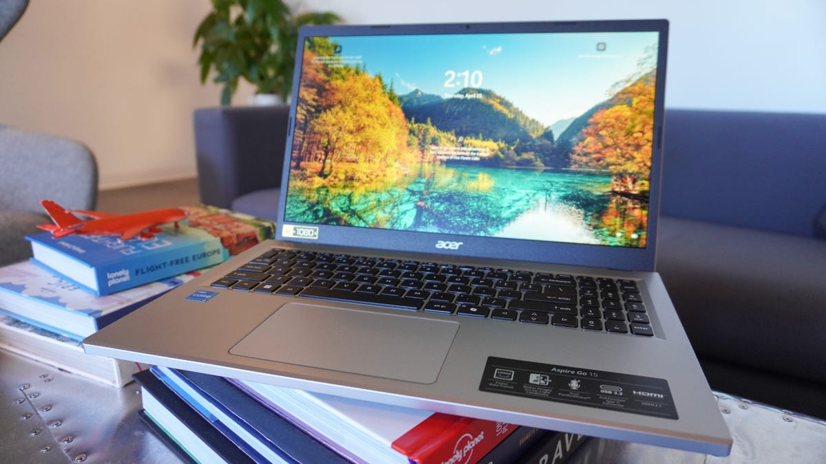 amazon, i replaced my desktop with a $299 laptop for a week and was pleasantly surprised