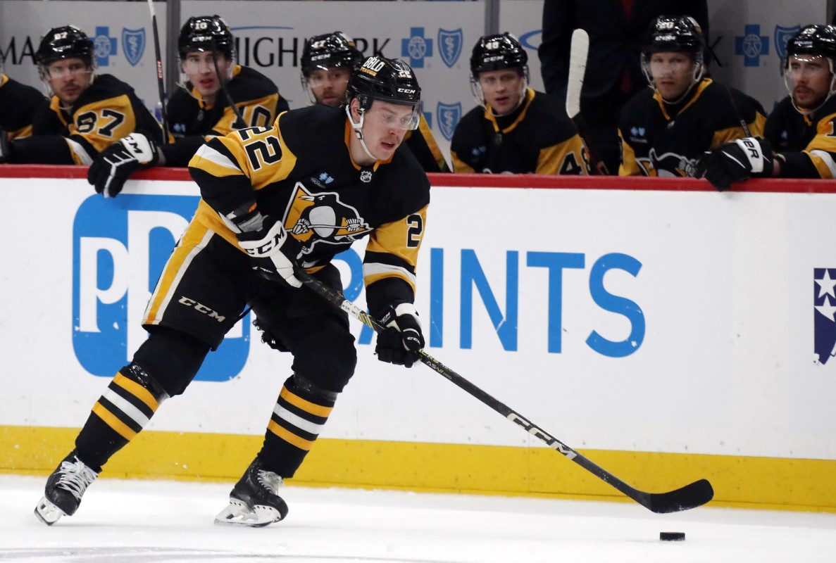 penguins sign top prospect to new contract