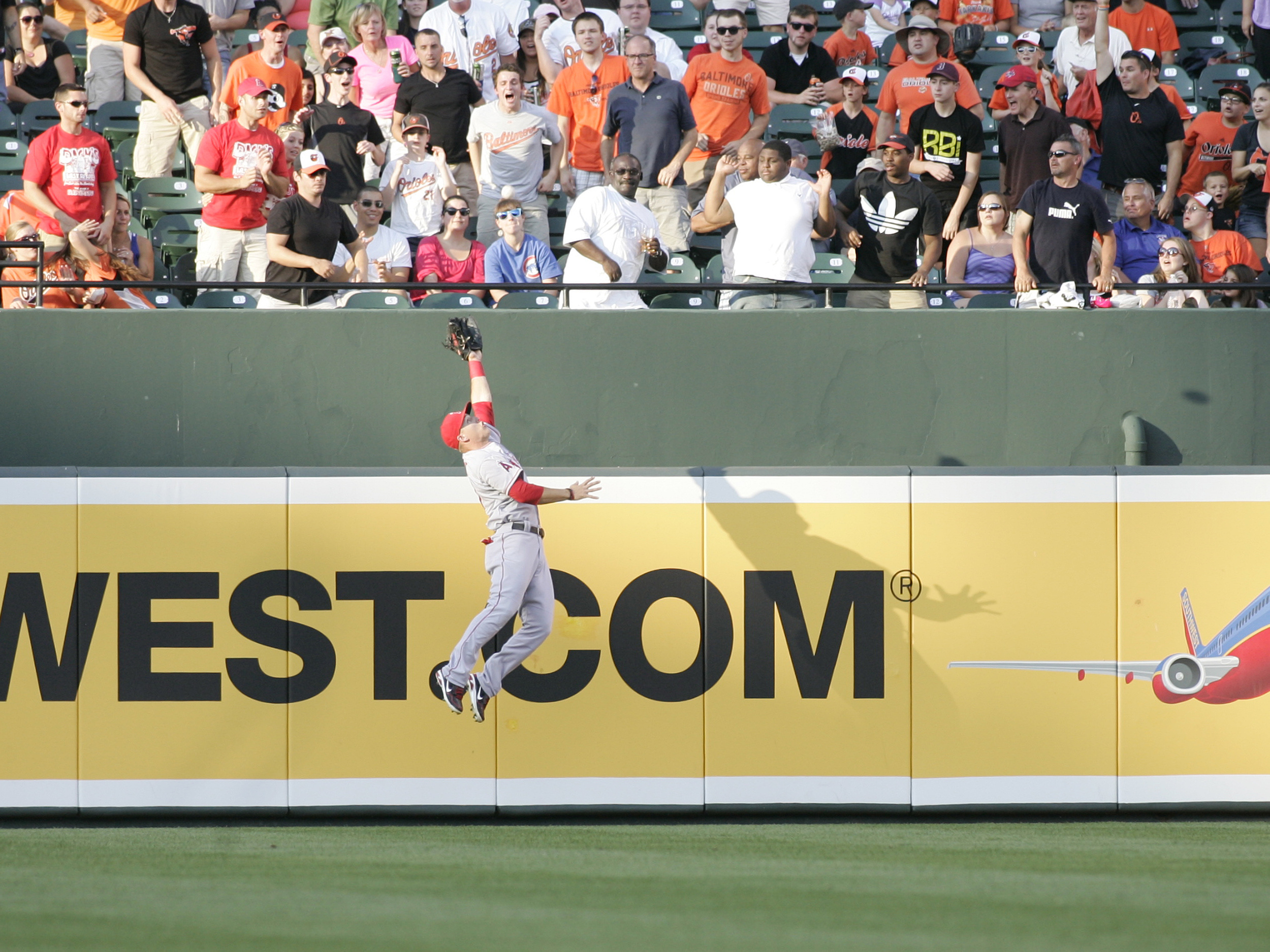 Ohtani'S Historic Run: 3 Straight Homers, Dodgers Crumble—You Won'T Believe It! - r22s99x