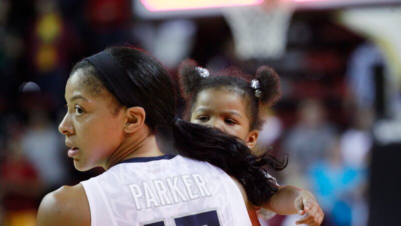 tnt tribute to candace parker included praise of her as an all-star mom