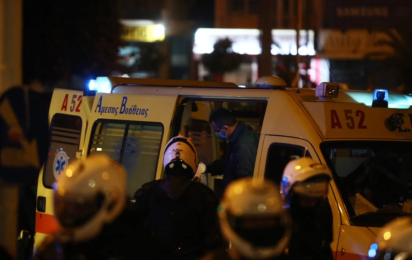 θεσσαλονίκη: μηχανή παρέσυρε πεζούς – 4 τραυματίες