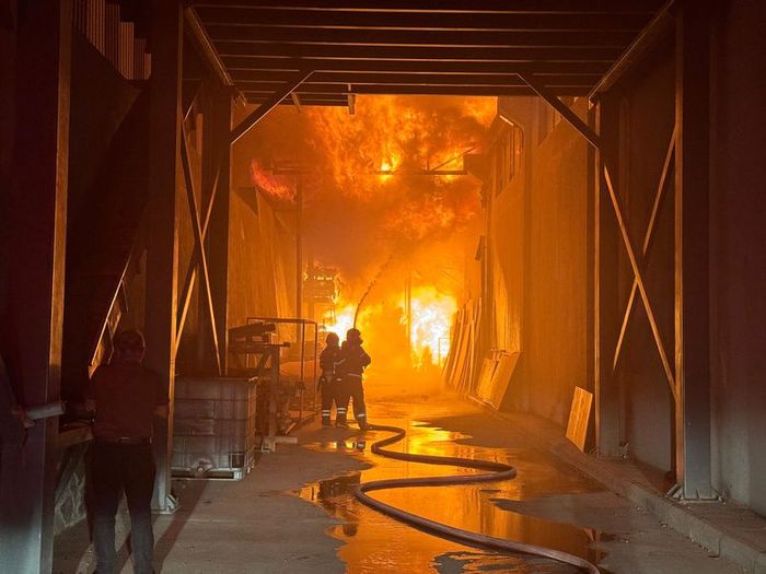 kahramanmaraşta korkutan fabrika yangını