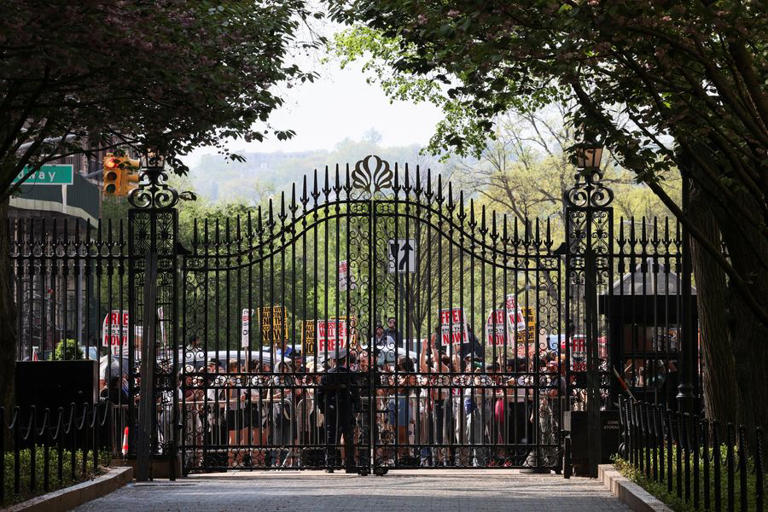 Columbia Starts Suspending Pro-Palestinian Student Protesters in Standoff