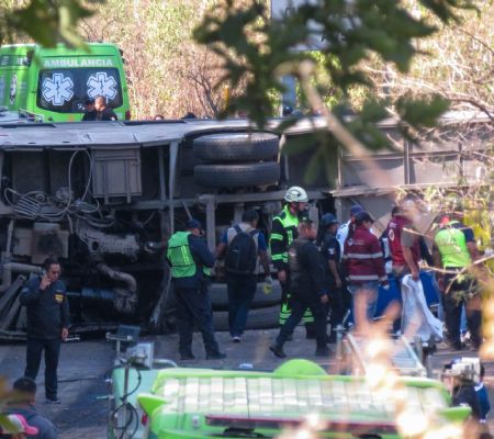 tragedia de peregrinos: camión que iba a chalma se accidenta; murieron 18 personas