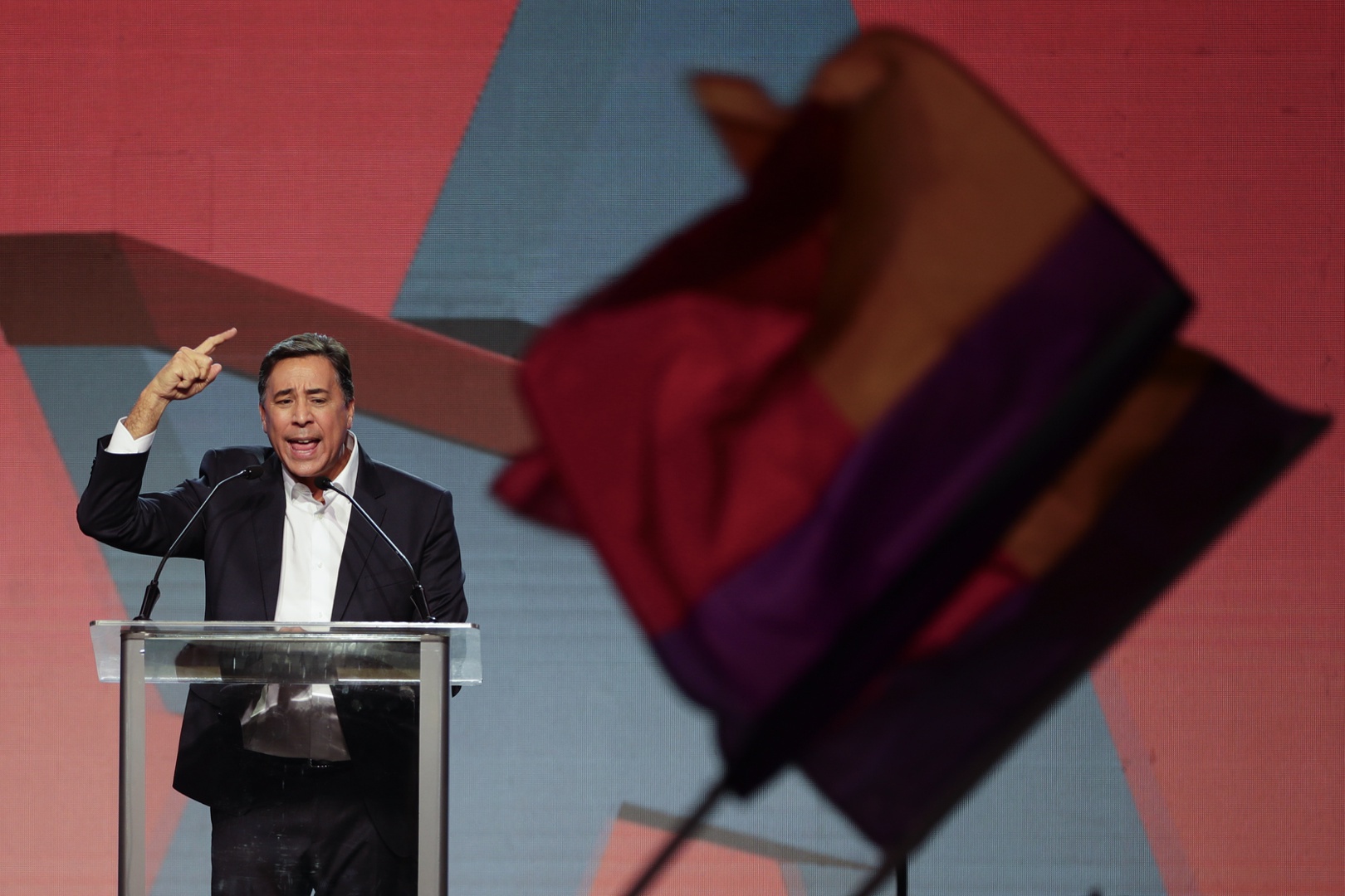 el candidato melitón arrocha pide el voto para el expresidente torrijos en las elecciones de panamá