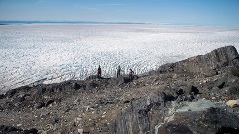 3.7-billion-year-old time capsule found in Greenland reveals ancient secret