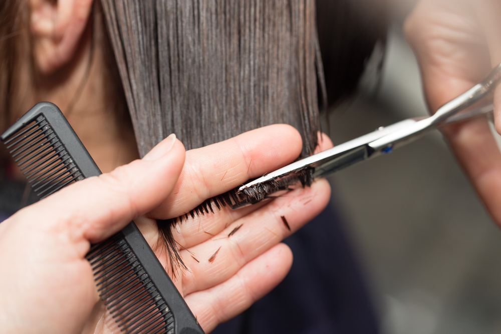 best days to cut hair to encourage growth in may 2024
