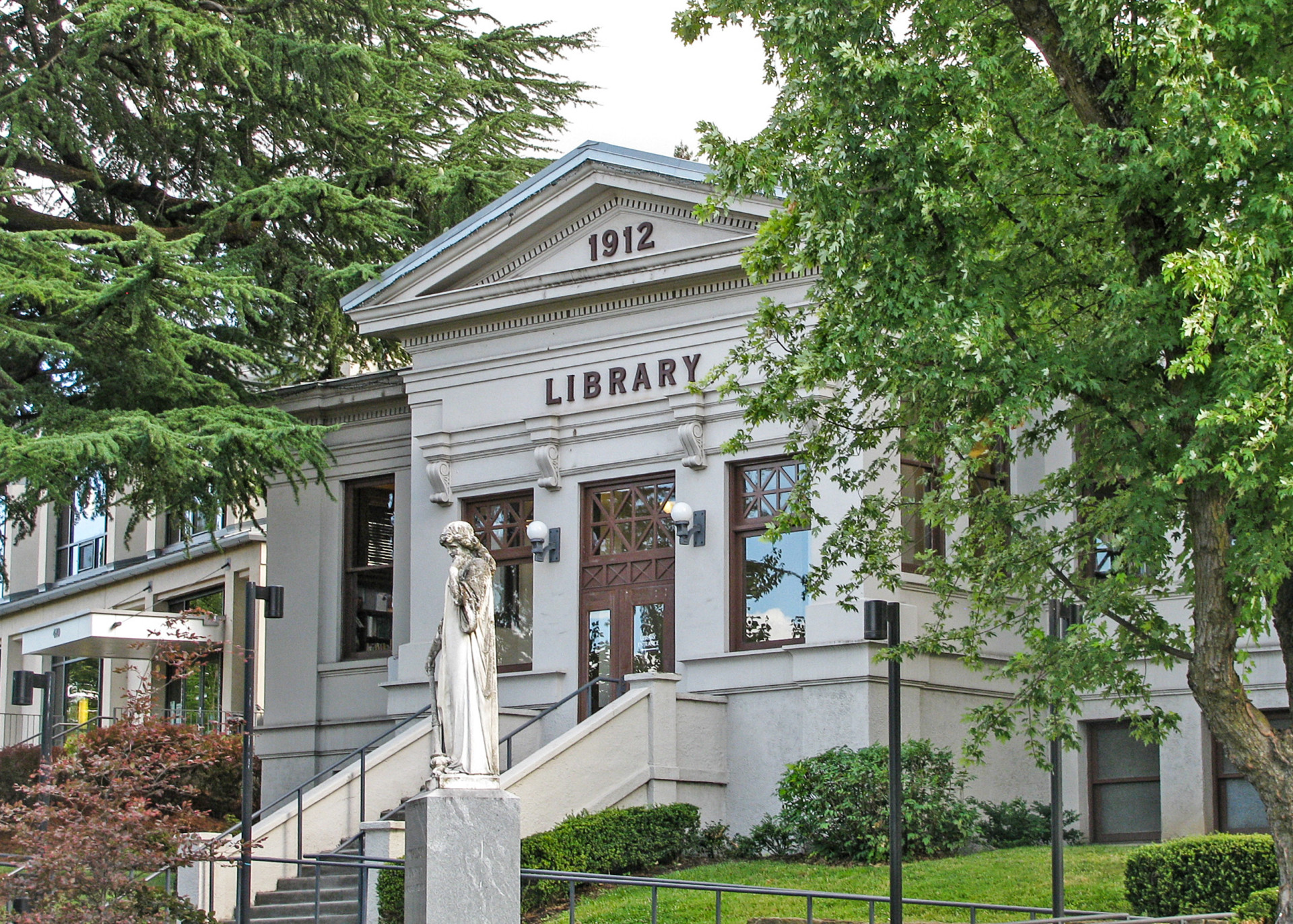 The most beautiful and iconic libraries in the United States