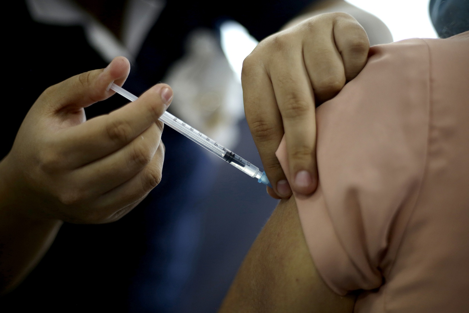 el 61 % de la población confía más en las vacunas después de la pandemia del covid