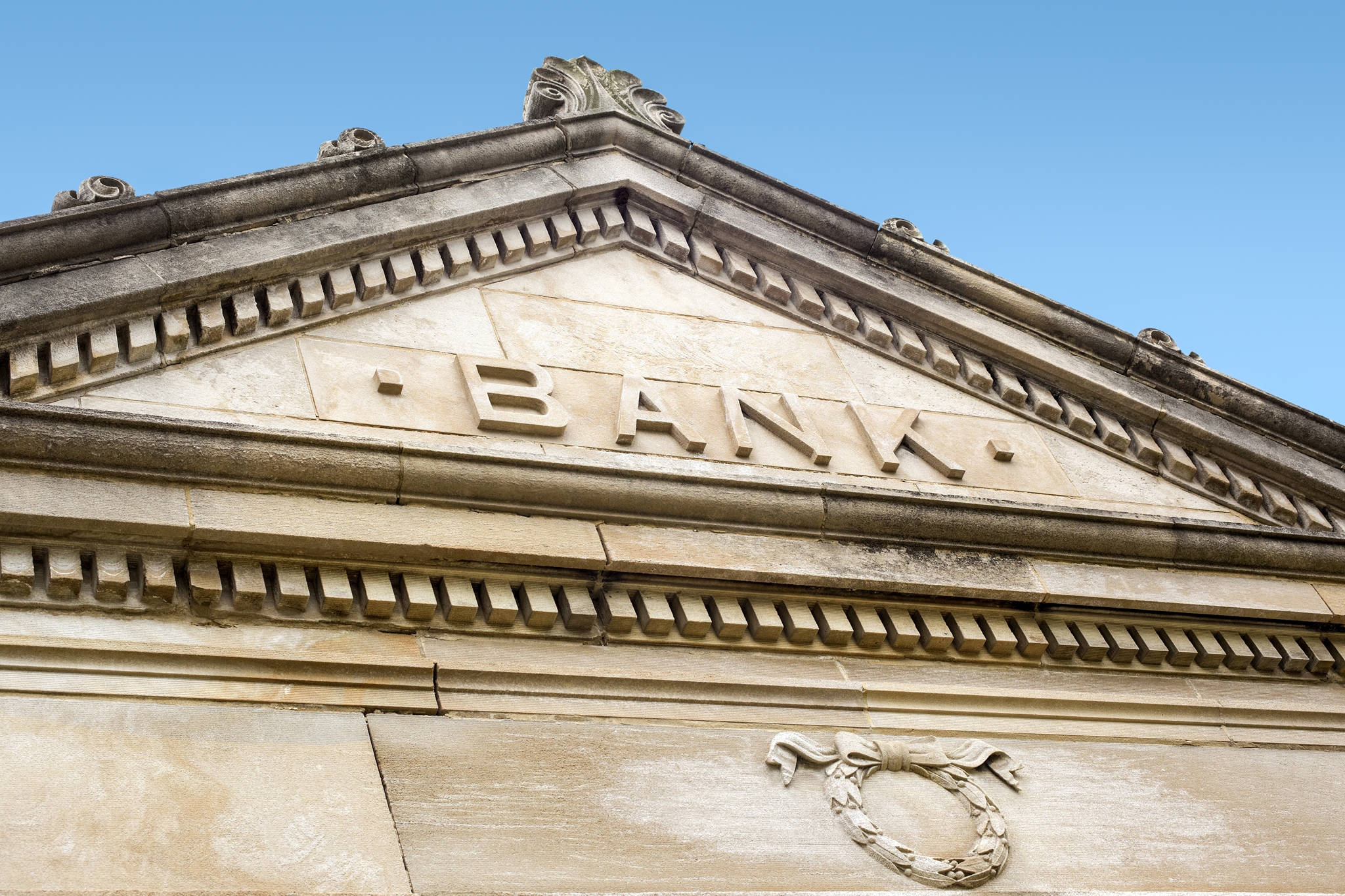 επιστρέφουν δυναμικά στο εξωτερικό οι ελληνικές τράπεζες - πού επενδύουν